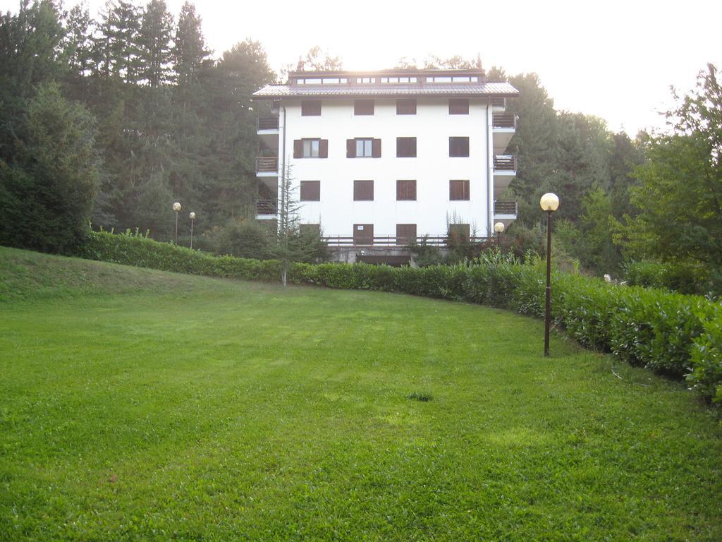 Le Tre Rose Montagna Διαμέρισμα Camigliatello Silano Δωμάτιο φωτογραφία