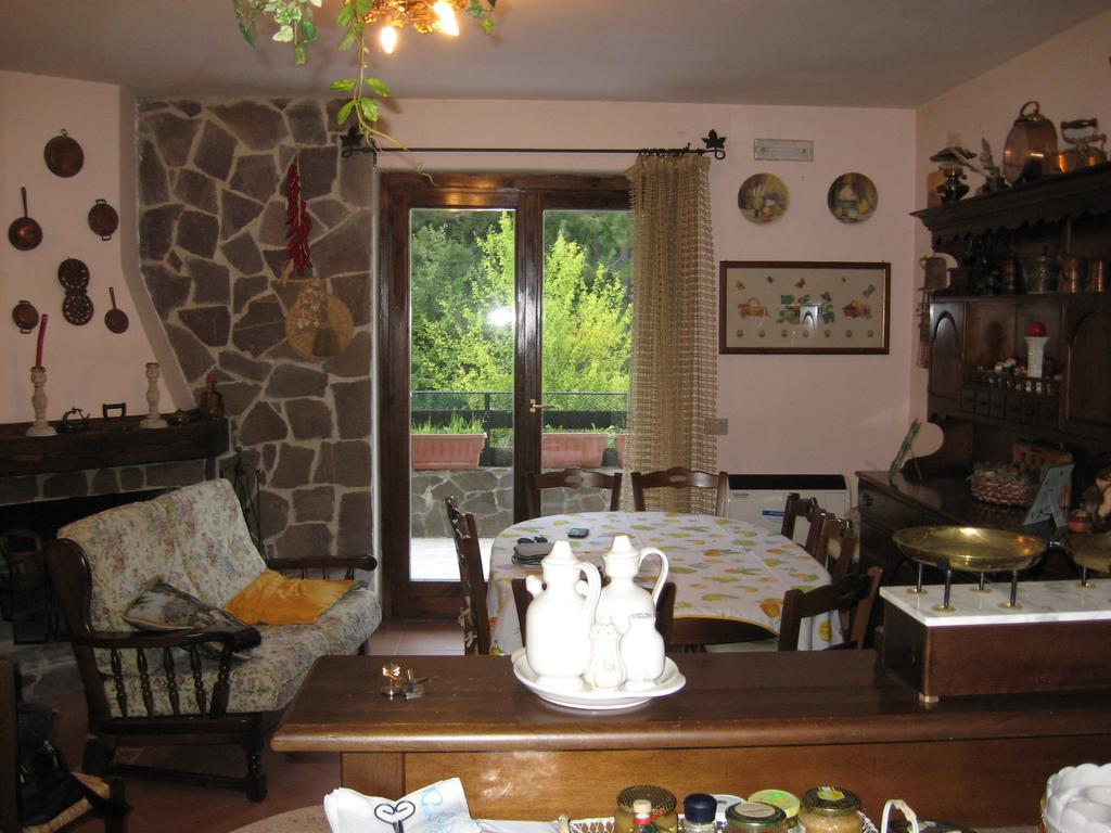 Le Tre Rose Montagna Διαμέρισμα Camigliatello Silano Δωμάτιο φωτογραφία